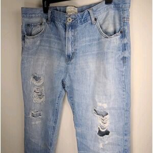 Aeropostale Men's Slim Bootcut Jeans – 38x32 – Distressed – Light Wash - EUC
